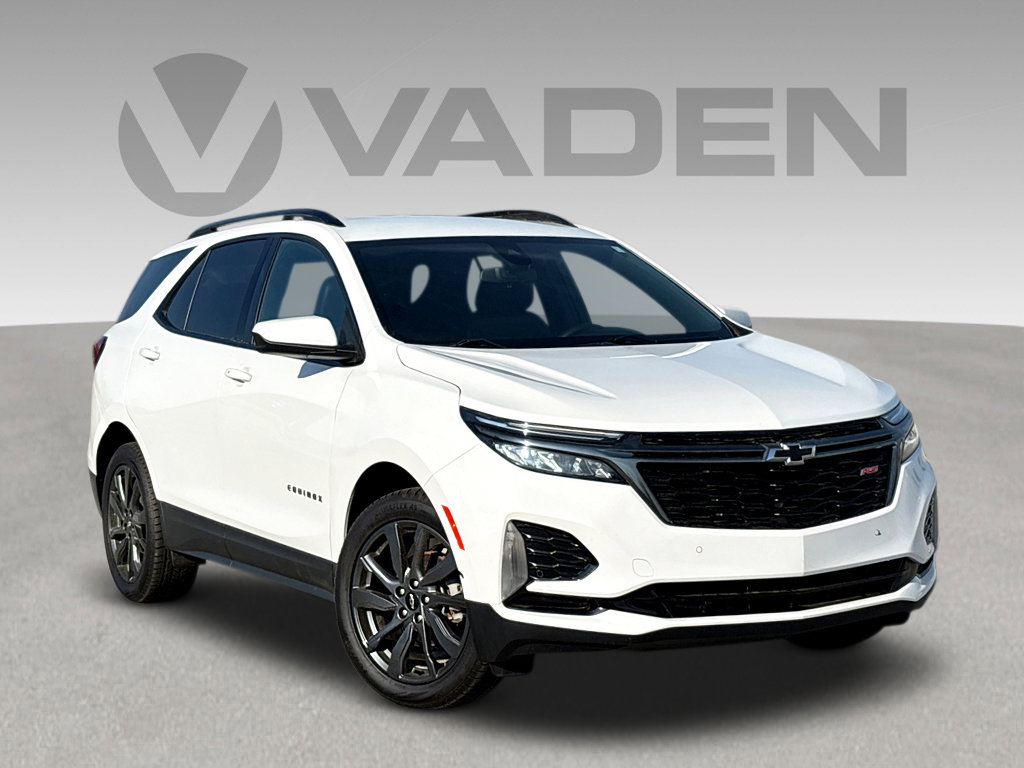 Used 2023 Chevrolet Equinox RS w/ LPO, Floor Liner Package image 1