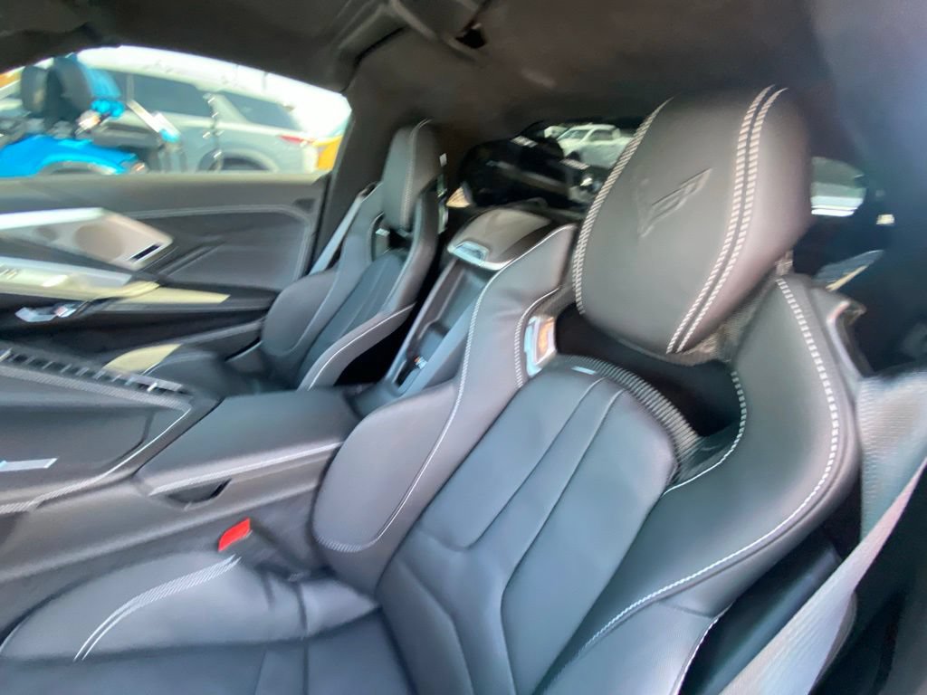 Used 2025 Chevrolet Corvette Z06 RWD image 22
