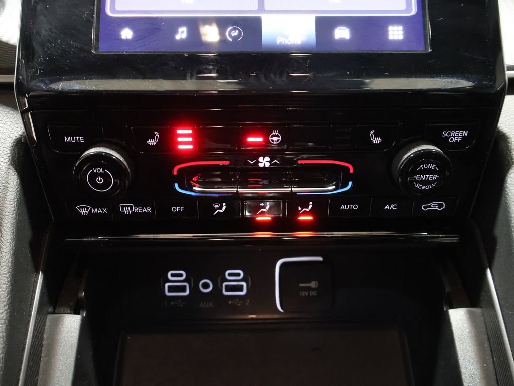 Used 2024 Jeep Grand Cherokee Altitude image 35