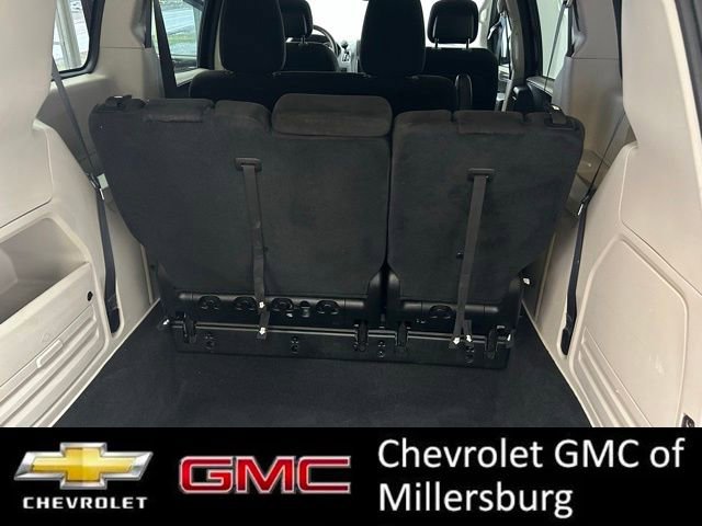 Used 2017 Dodge Grand Caravan SE image 28