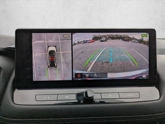 Used 2025 Nissan Rogue Platinum image 19