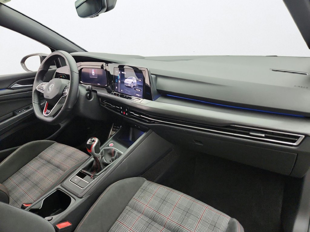 Used 2022 Volkswagen GTI SE FWD image 27