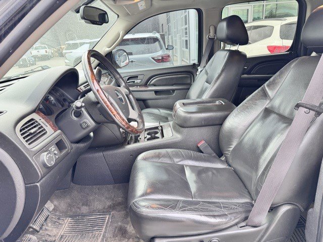 Used 2011 GMC Yukon XL Denali image 9
