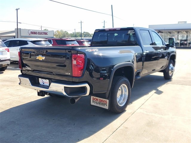 New 2026 Chevrolet Silverado 3500 LTZ w/ LTZ Texas Edition image 3
