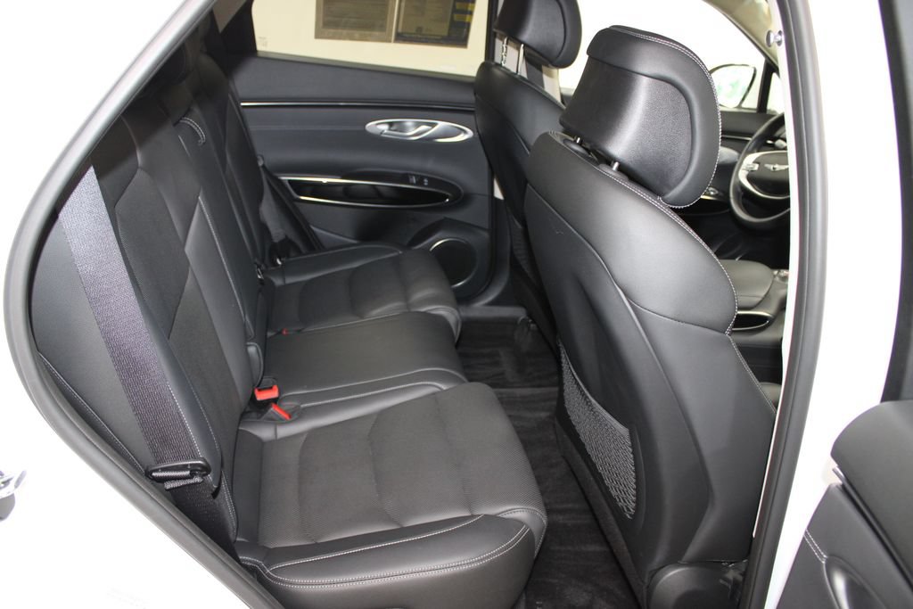 Used 2025 Genesis GV70 2.5T AWD/4WD image 30