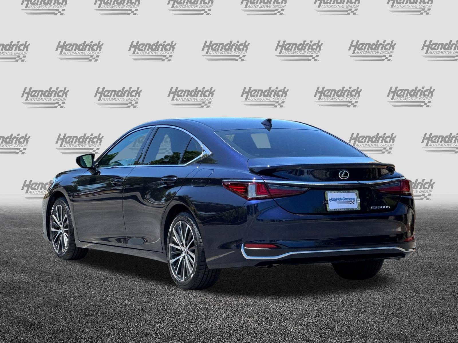 Certified 2024 Lexus ES 300h w/ Premium Package FWD image 7