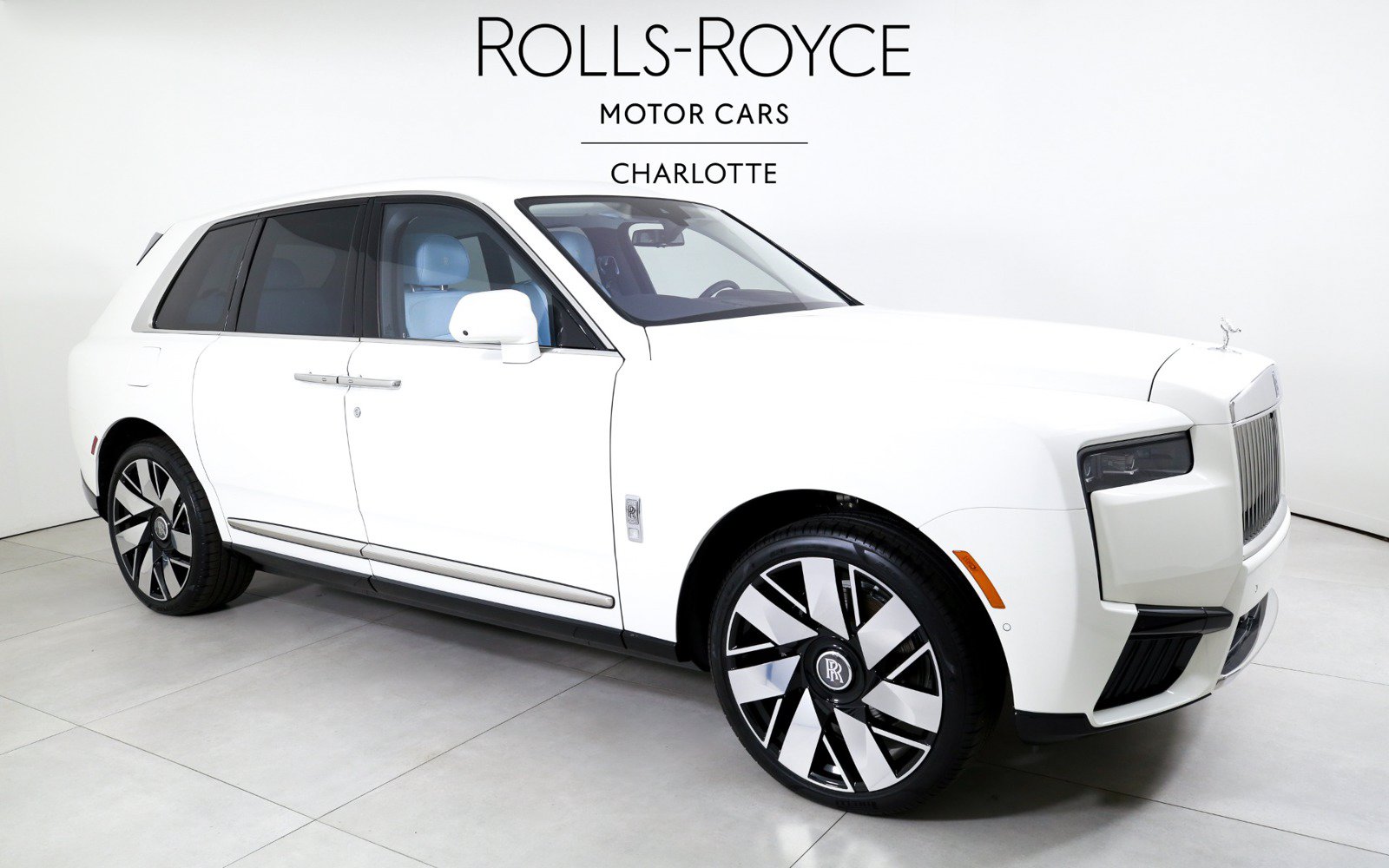 New 2026 Rolls-Royce Cullinan AWD/4WD image 5