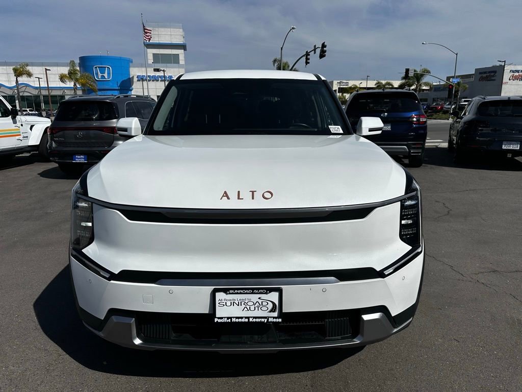 Used 2024 Kia EV9 Light Long Range RWD image 3