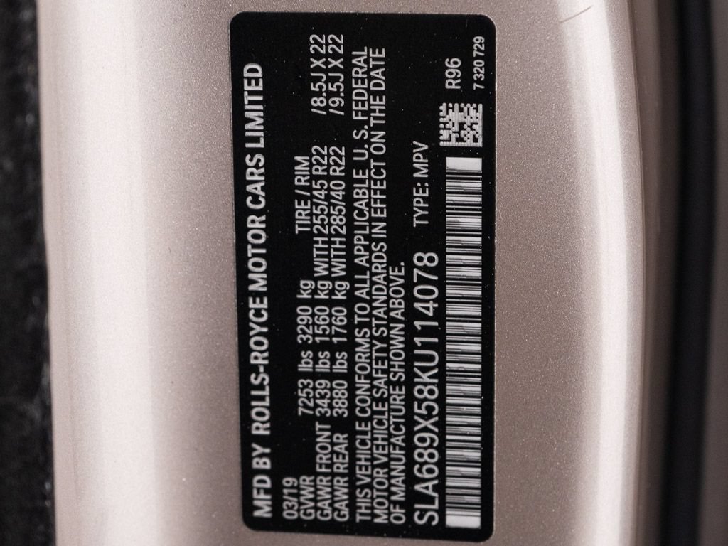 Certified 2019 Rolls-Royce Cullinan AWD/4WD image 57