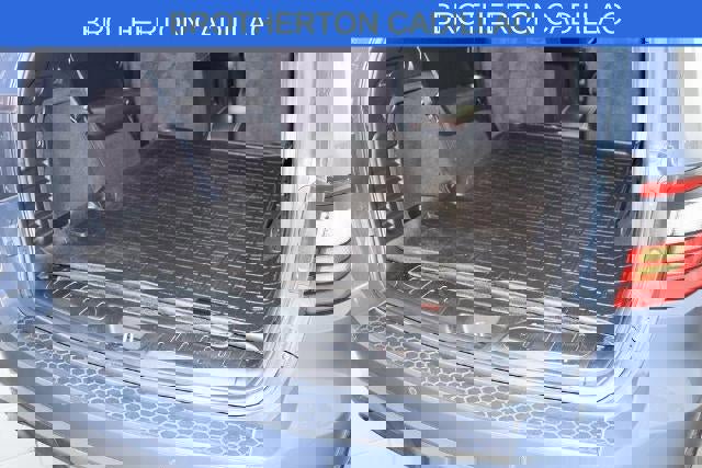 Used 2018 Dodge Durango SRT w/ SRT Interior Appearance Group image 22