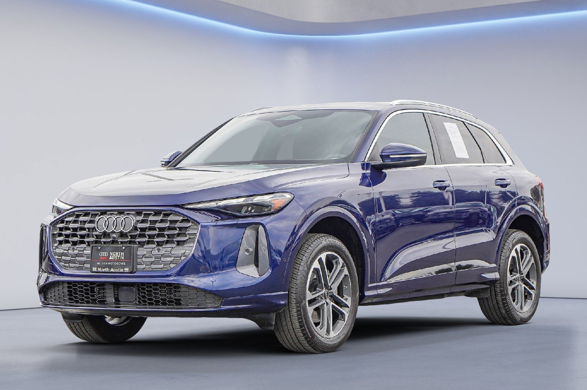 Certified 2025 Audi Q5 Premium w/ Convenience Package image 6