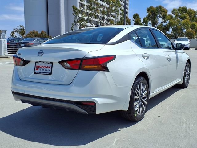New 2026 Nissan Altima 2.5 SV FWD image 8