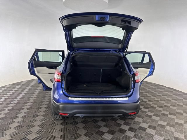 Used 2022 Nissan Rogue Sport SV FWD image 15