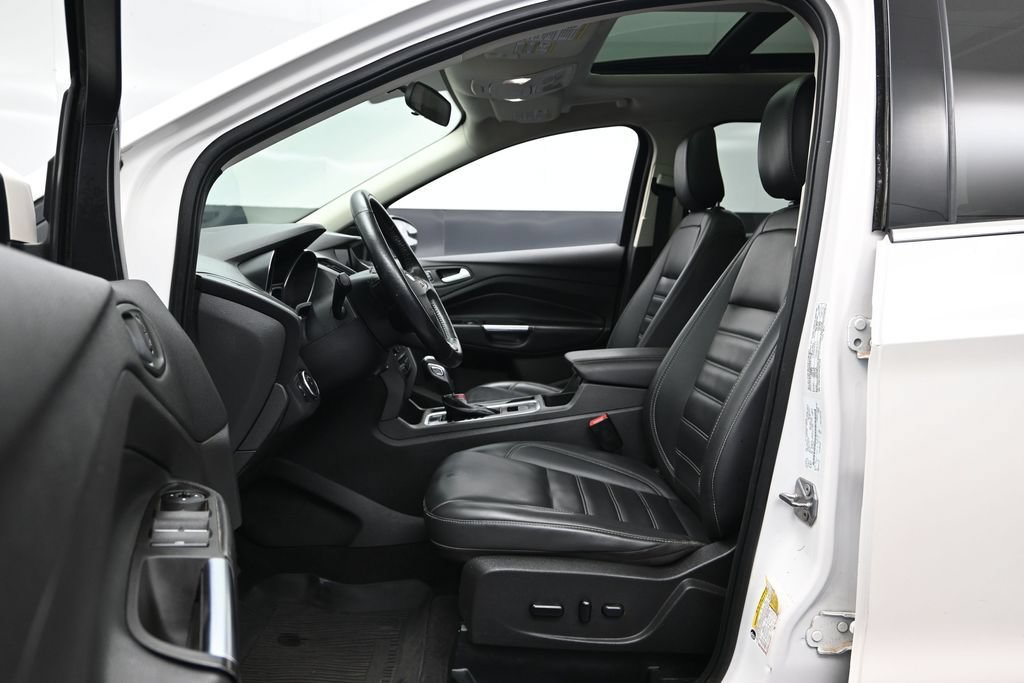 Used 2019 Ford Escape SEL w/ Sun & Style Package FWD image 19