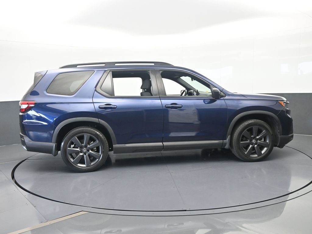 Used 2025 Honda Pilot Sport image 69