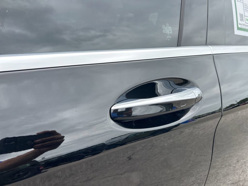 Used 2022 Mercedes-Benz GLC 300 image 19