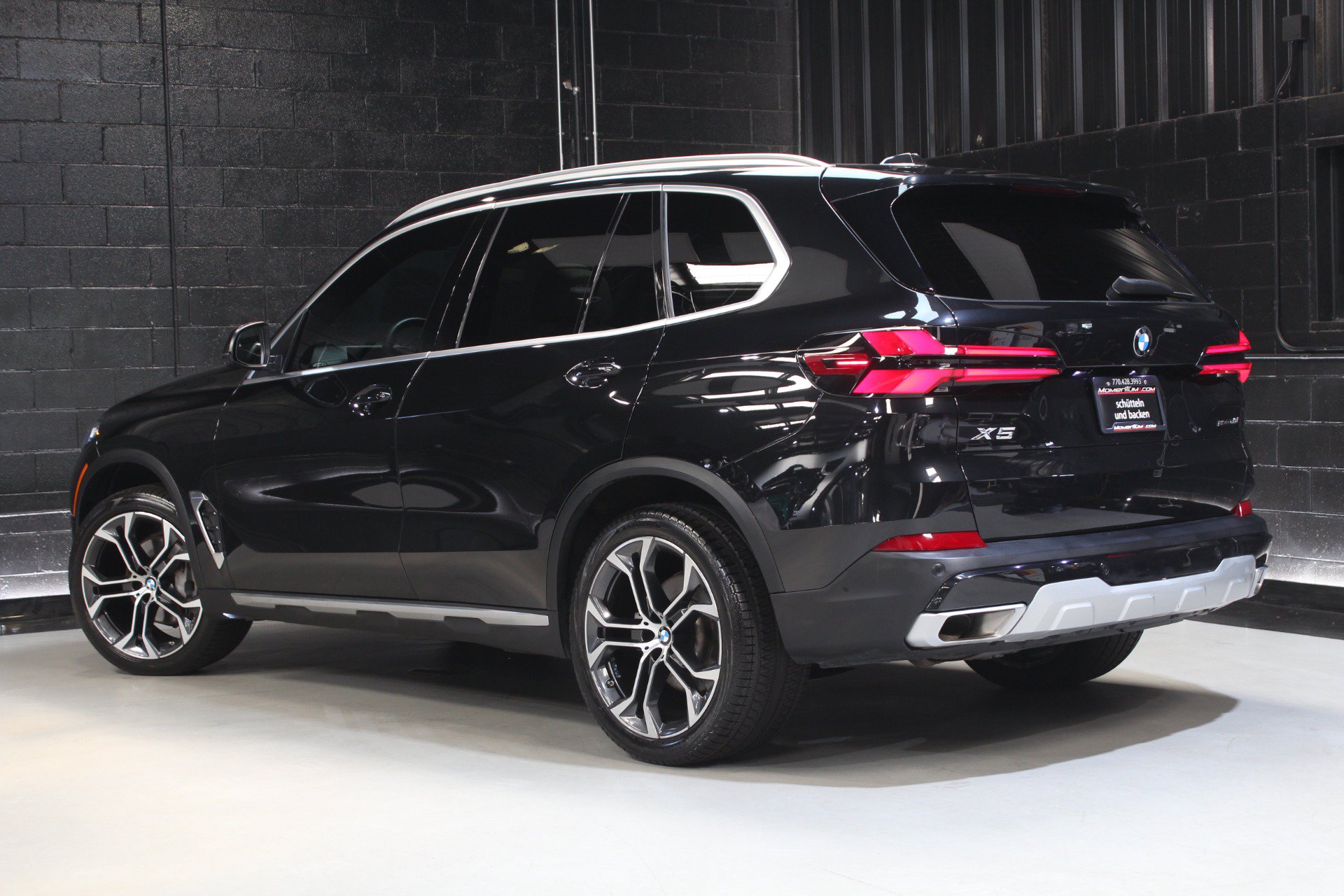 Used 2024 BMW X5 sDrive40i w/ Premium Package RWD image 11