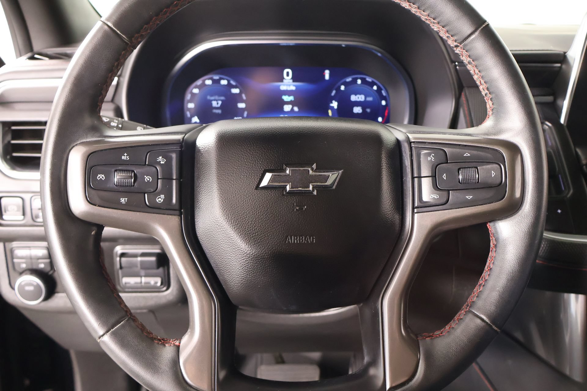 Used 2024 Chevrolet Tahoe RST w/ Luxury Package AWD/4WD image 3