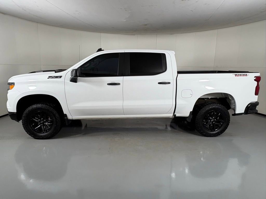 Used 2024 Chevrolet Silverado 1500 Custom Trail Boss w/ LPO, Dark Essentials Package image 6