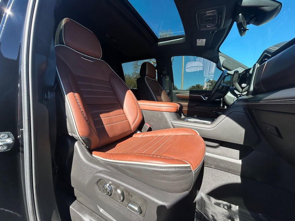 Used 2024 GMC Sierra 2500 Denali Ultimate w/ Max Trailering Package image 31