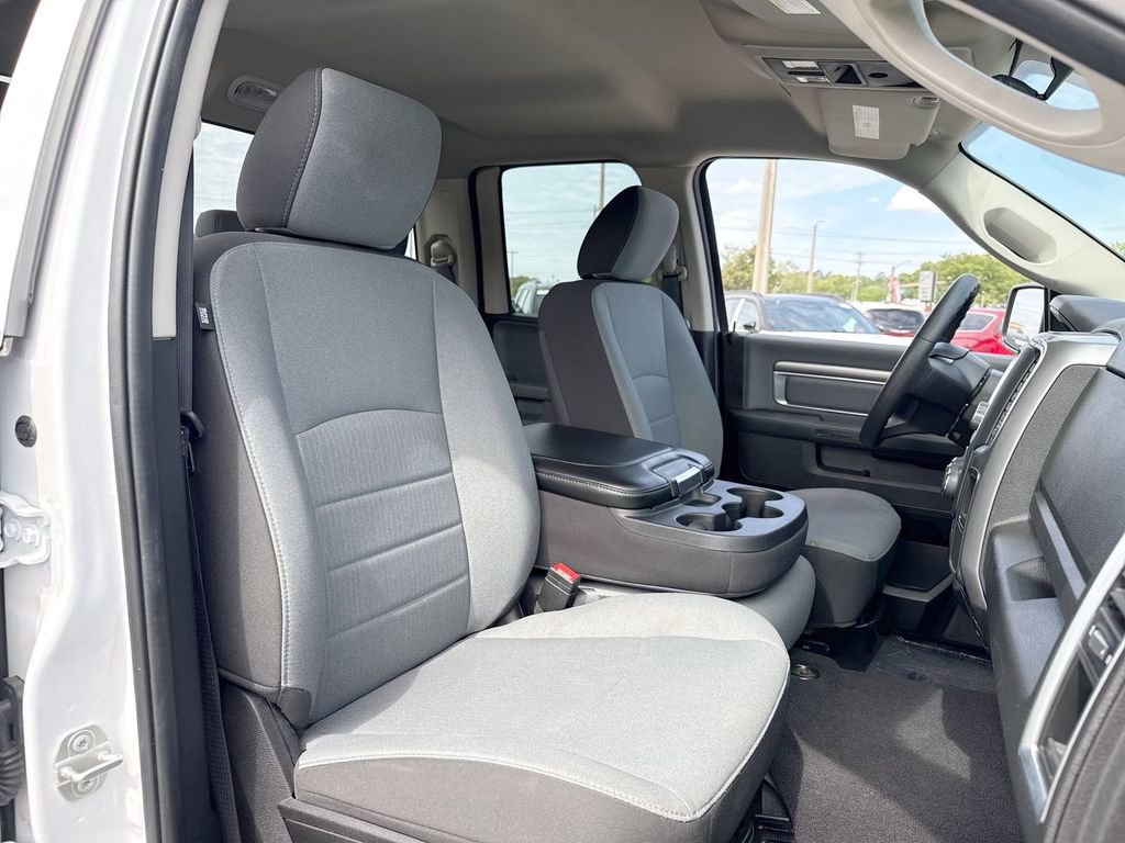 Used 2024 RAM 1500 Classic SLT AWD/4WD image 22