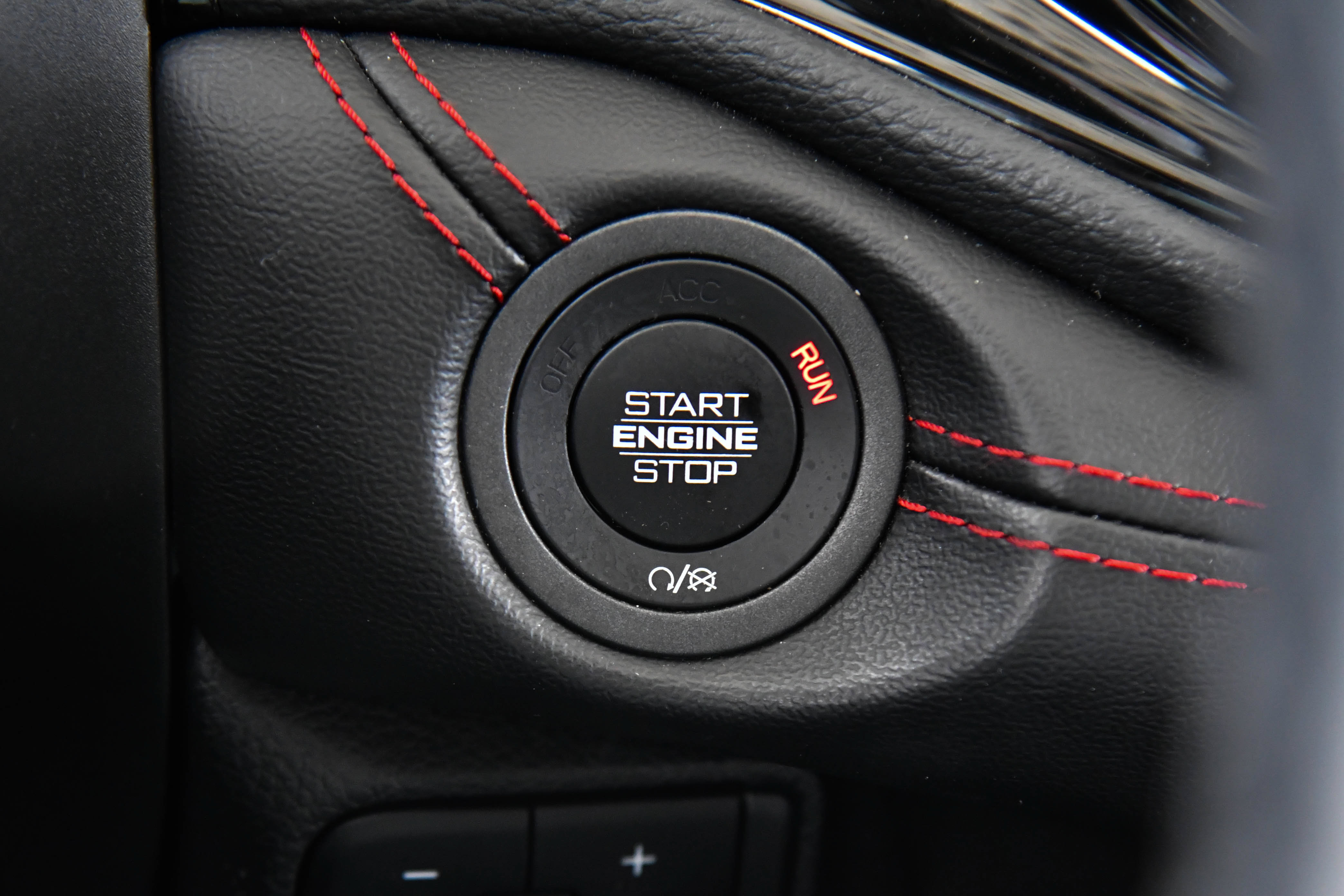 Used 2025 Dodge Durango GT AWD/4WD image 30