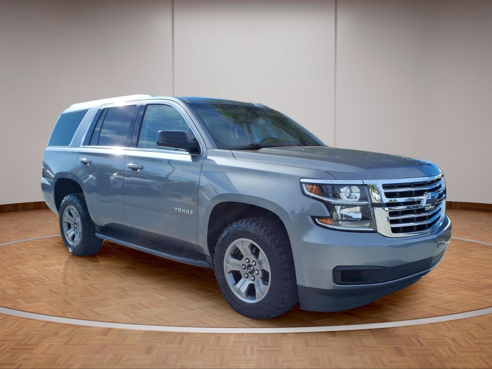 Used 2019 Chevrolet Tahoe LS AWD/4WD image 1
