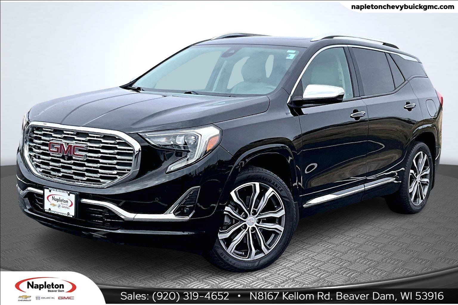 Used 2020 GMC Terrain Denali w/ Denali Premium Package AWD/4WD image 1