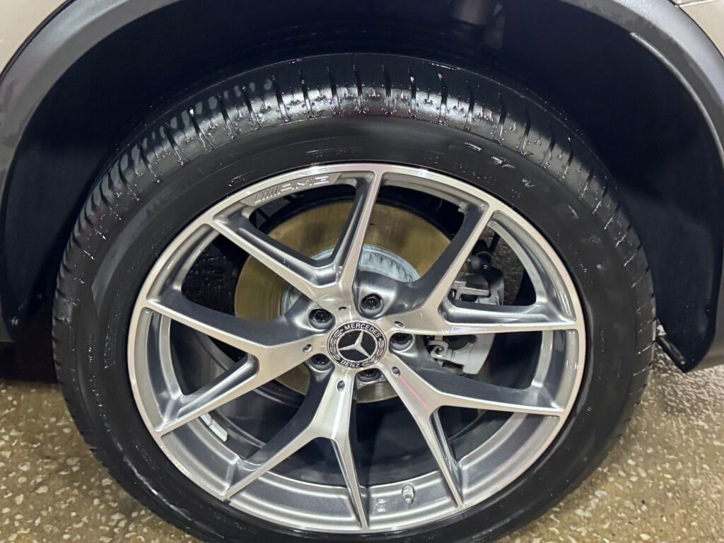 Used 2021 Mercedes-Benz GLC 300 4MATIC image 35