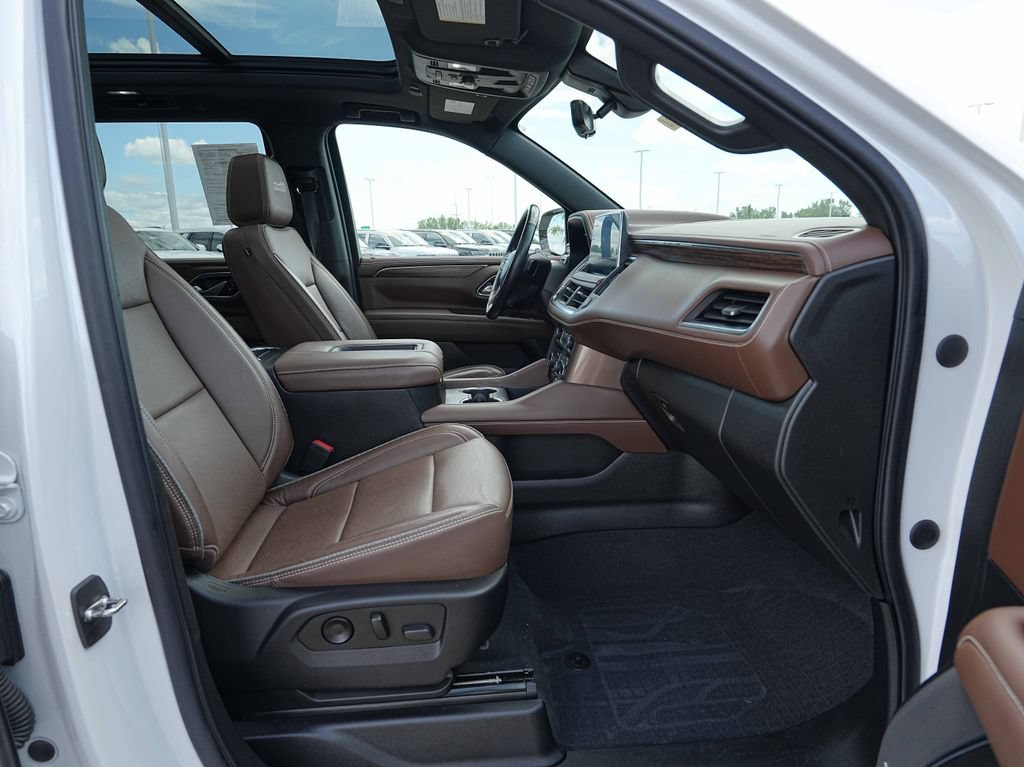 Used 2022 Chevrolet Tahoe High Country AWD/4WD image 22