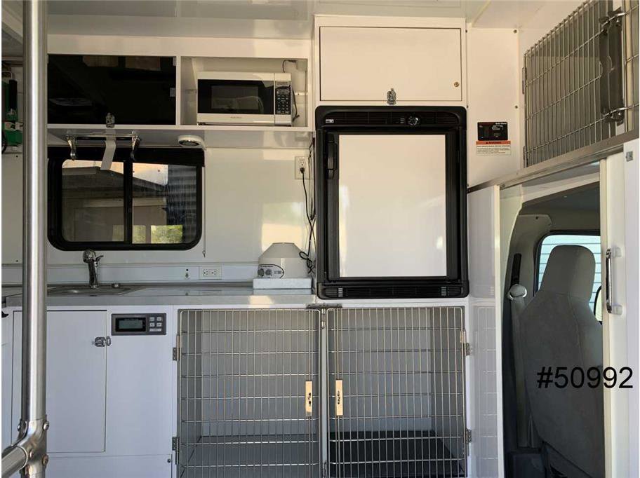Used 2018 Ford E-450 and Econoline 450 Super Duty w/ Shuttle Bus Prep Package image 8
