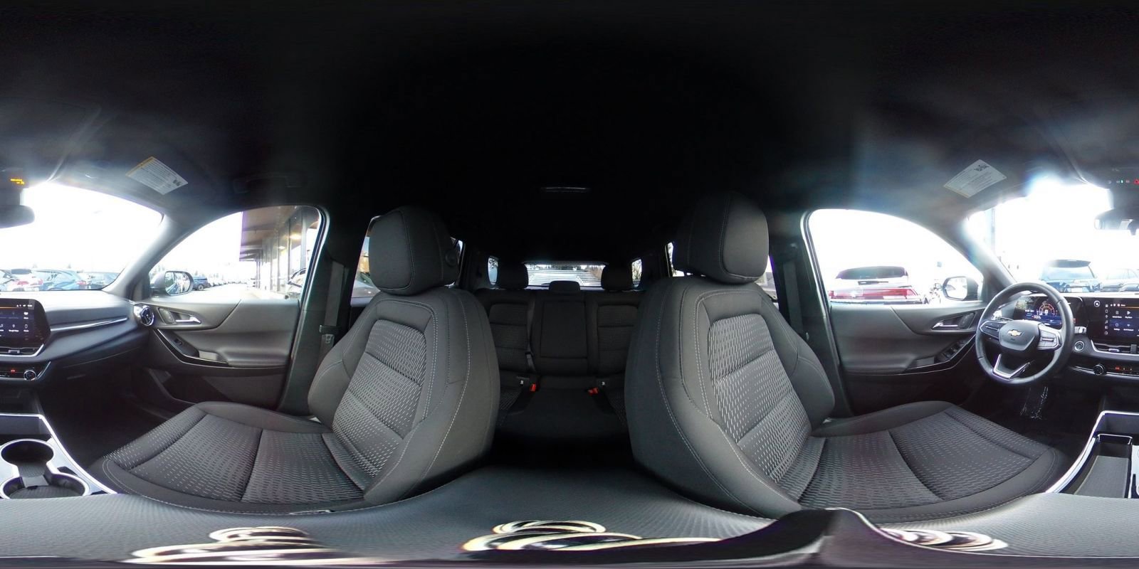 Used 2025 Chevrolet Equinox LT image 42