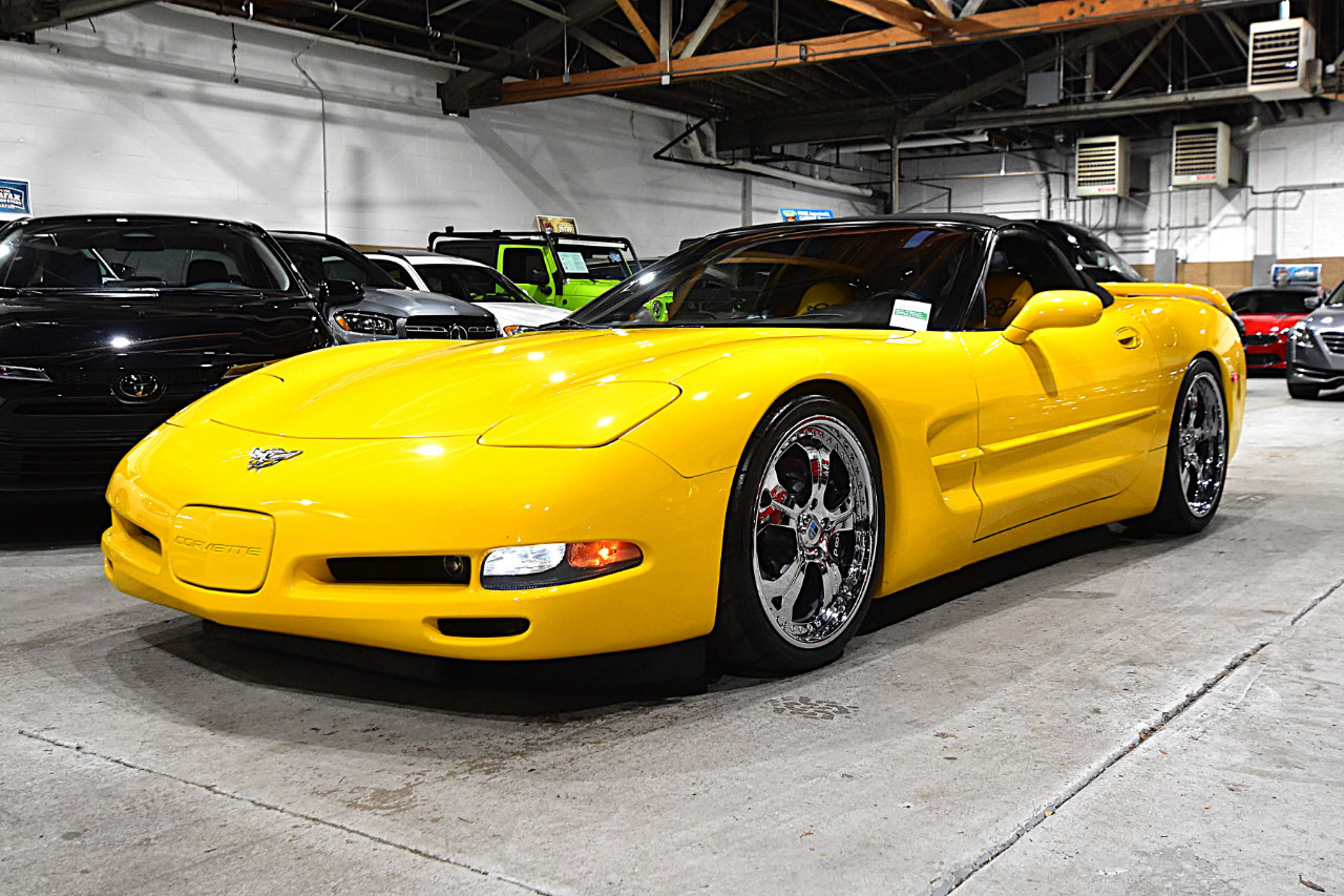 Used 2003 Chevrolet Corvette Convertible w/ Preferred Equipment Group1 image 10