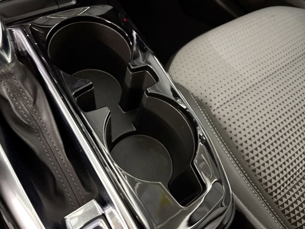 Used 2025 Chevrolet Trax LT image 15