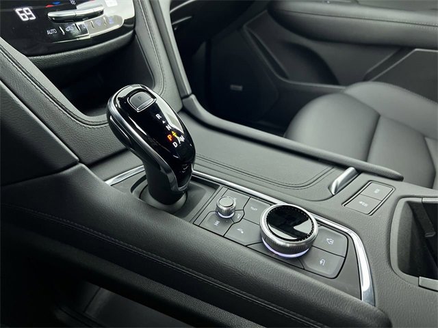 Used 2025 Cadillac XT5 Luxury image 16