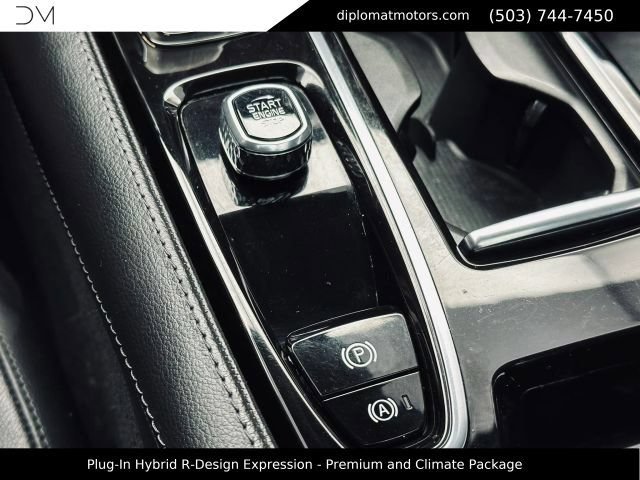 Used 2022 Volvo S60 T8 R-Design Expression w/ Premium Package AWD/4WD image 39