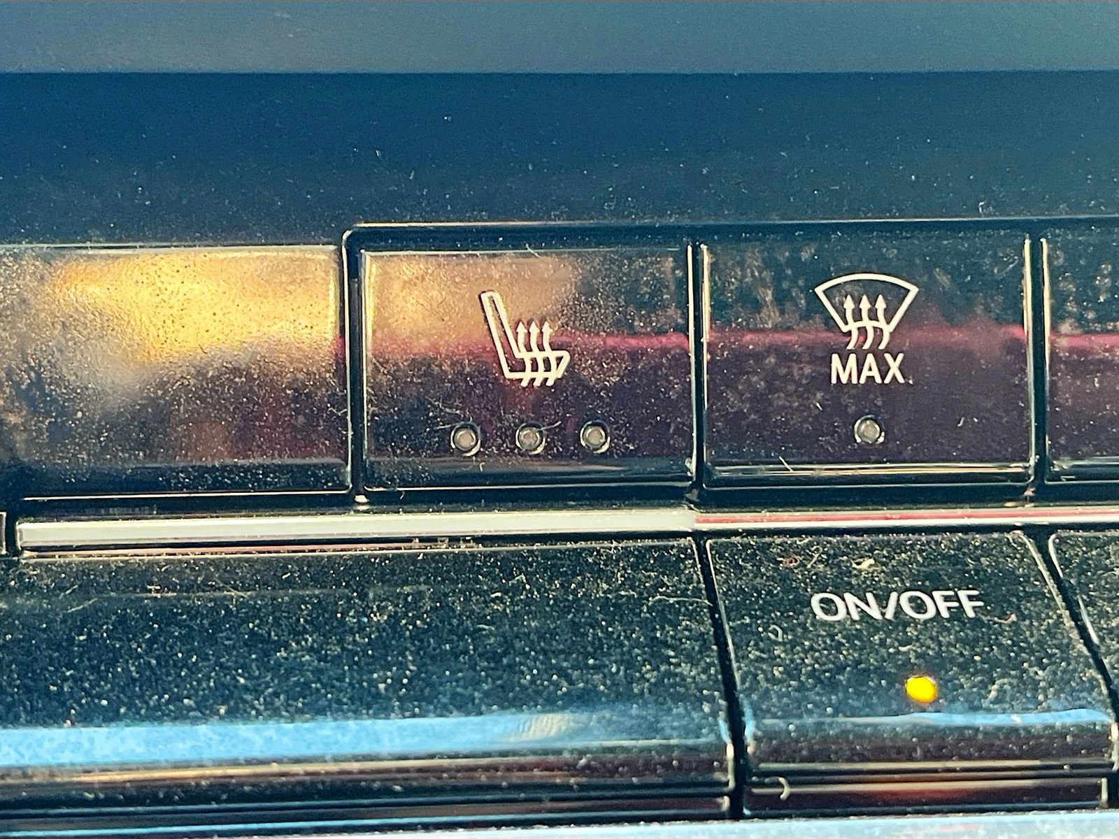 Used 2025 Chevrolet Equinox LT image 20