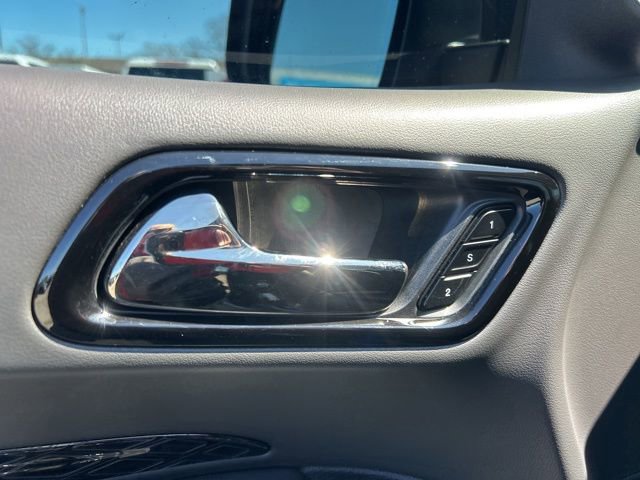 Used 2025 Dodge Durango GT image 12