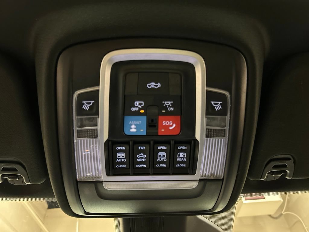 Used 2025 RAM 1500 Big Horn AWD/4WD image 23