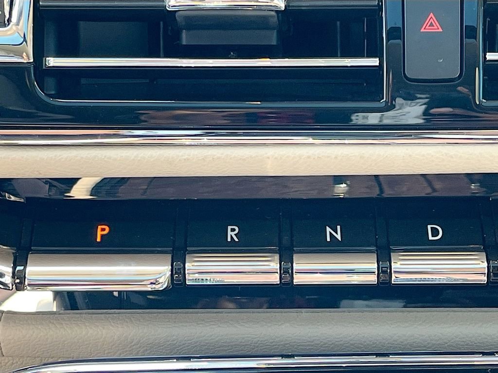 Used 2021 Lincoln Navigator Reserve w/ Luxury Package image 26