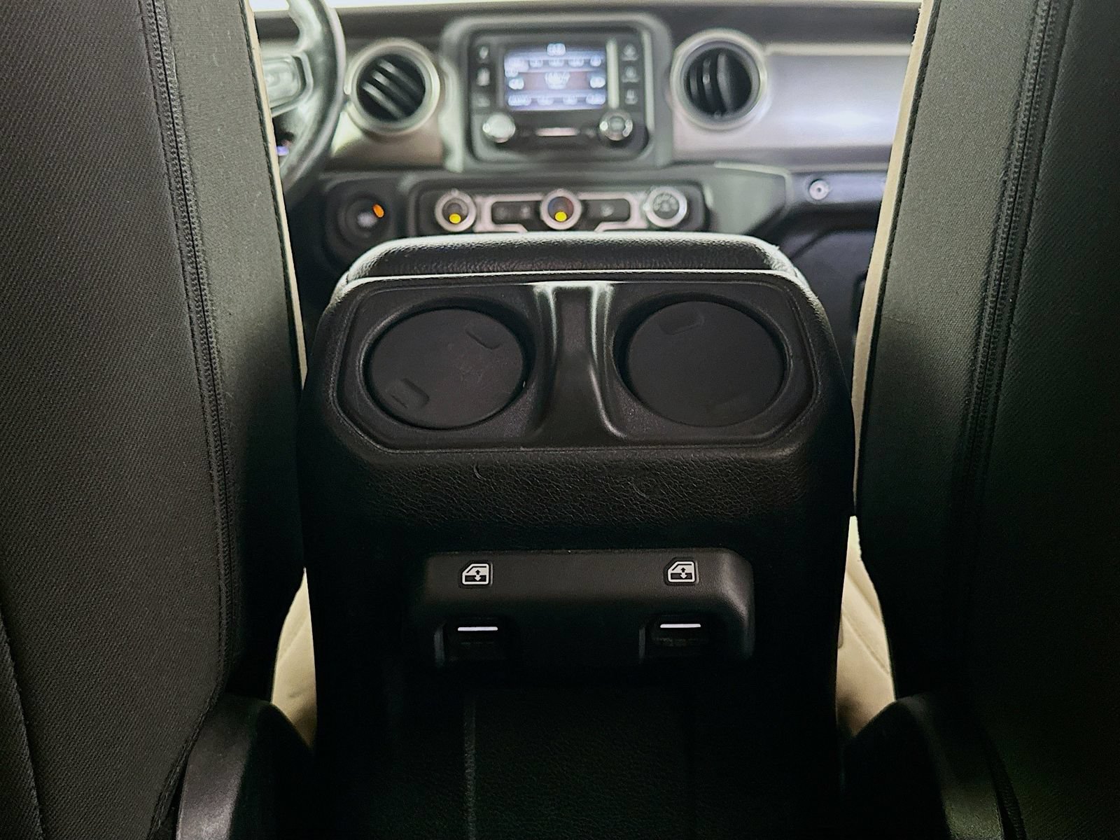 Used 2018 Jeep Wrangler Unlimited Sport S AWD/4WD image 25