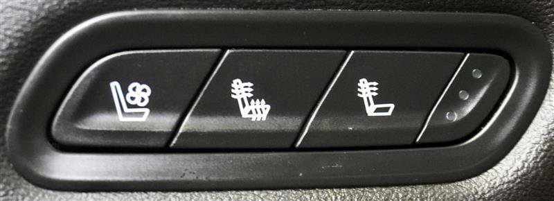 Used 2021 Cadillac Escalade Premium Luxury w/ Driver Assist Tech Package image 58