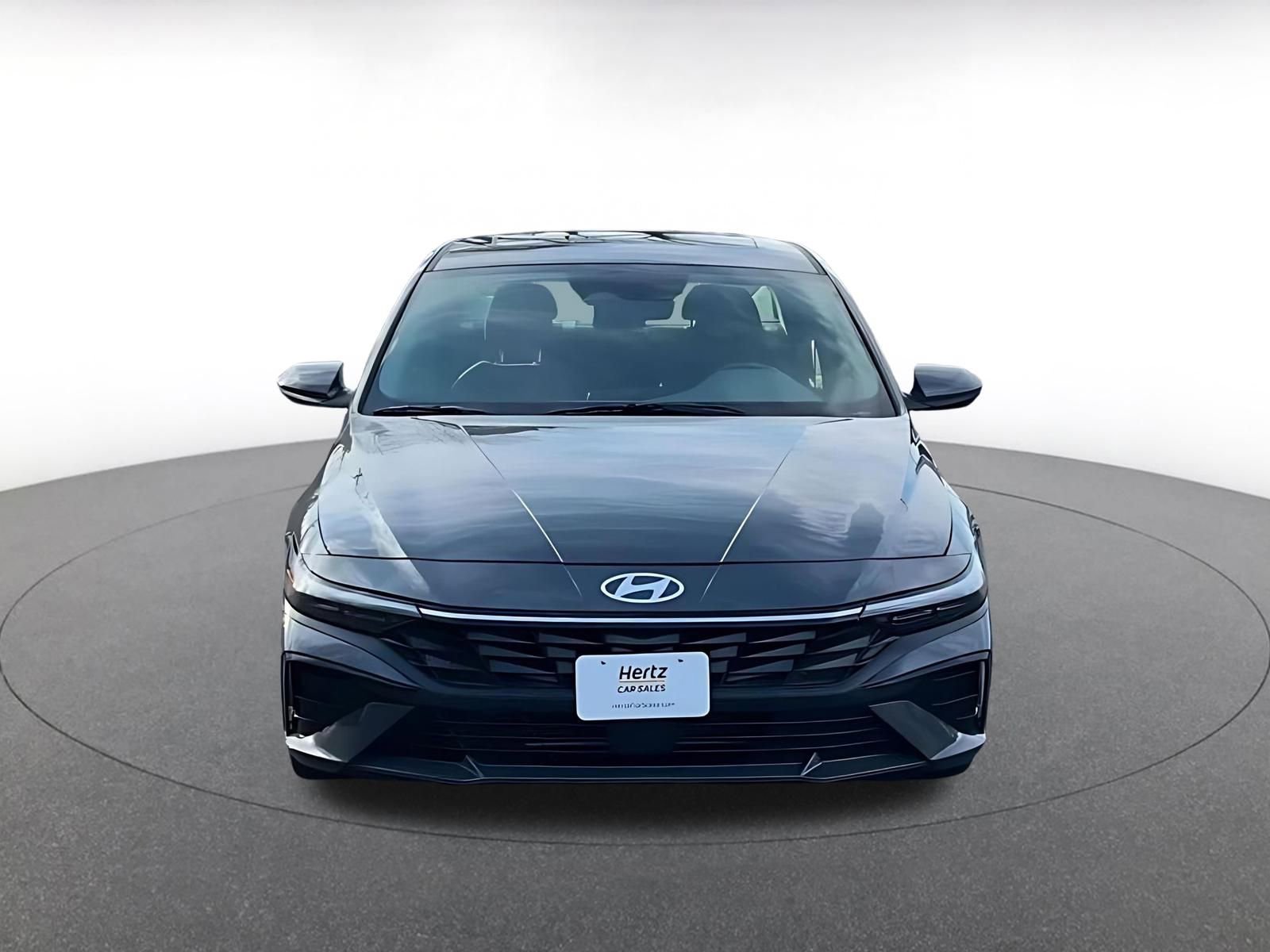 Used 2025 Hyundai Elantra SEL image 4