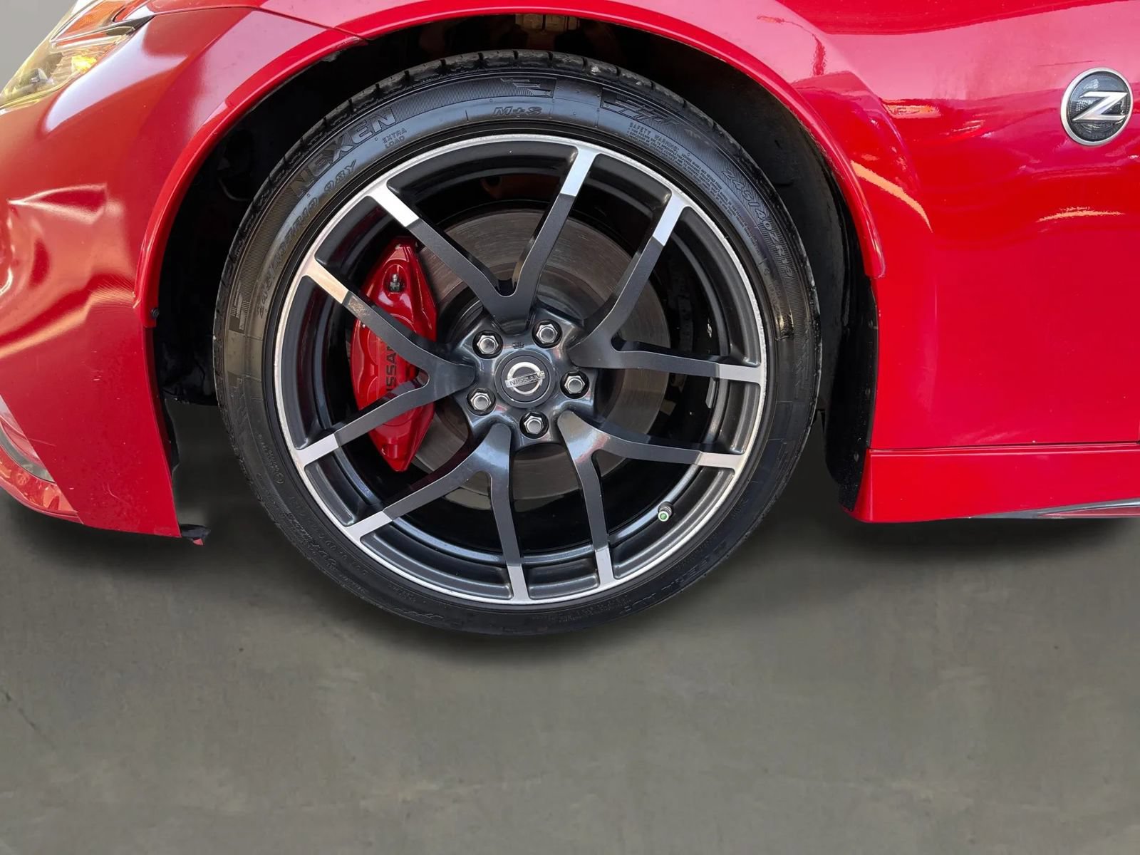Used 2016 Nissan 370Z NISMO RWD image 13