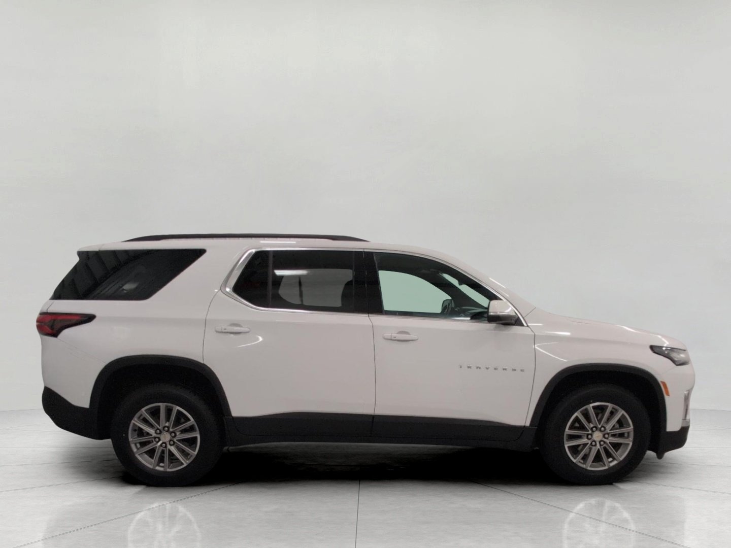 Used 2023 Chevrolet Traverse LT w/ LPO, Floor Liner Package AWD/4WD image 12