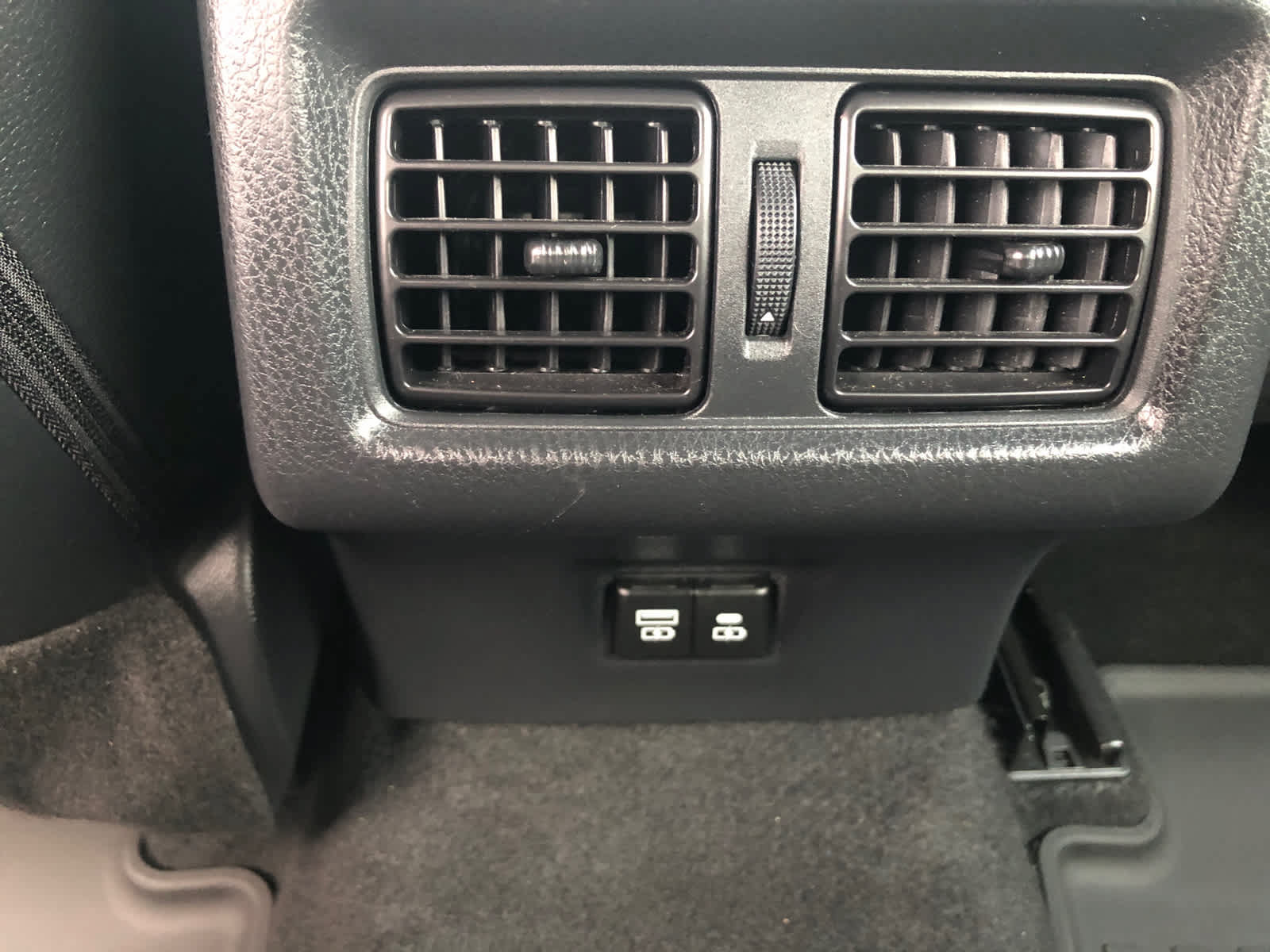Certified 2025 Toyota Camry SE FWD image 21
