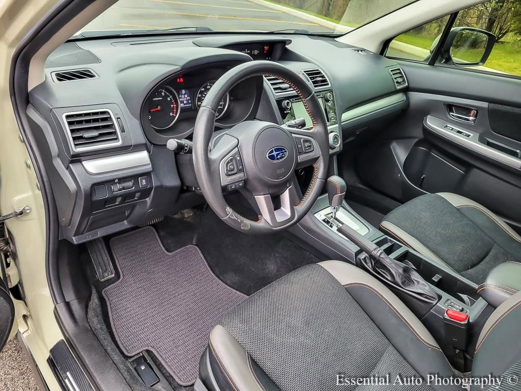 Used 2017 Subaru Crosstrek 2.0i Premium w/ Moonroof Package image 9