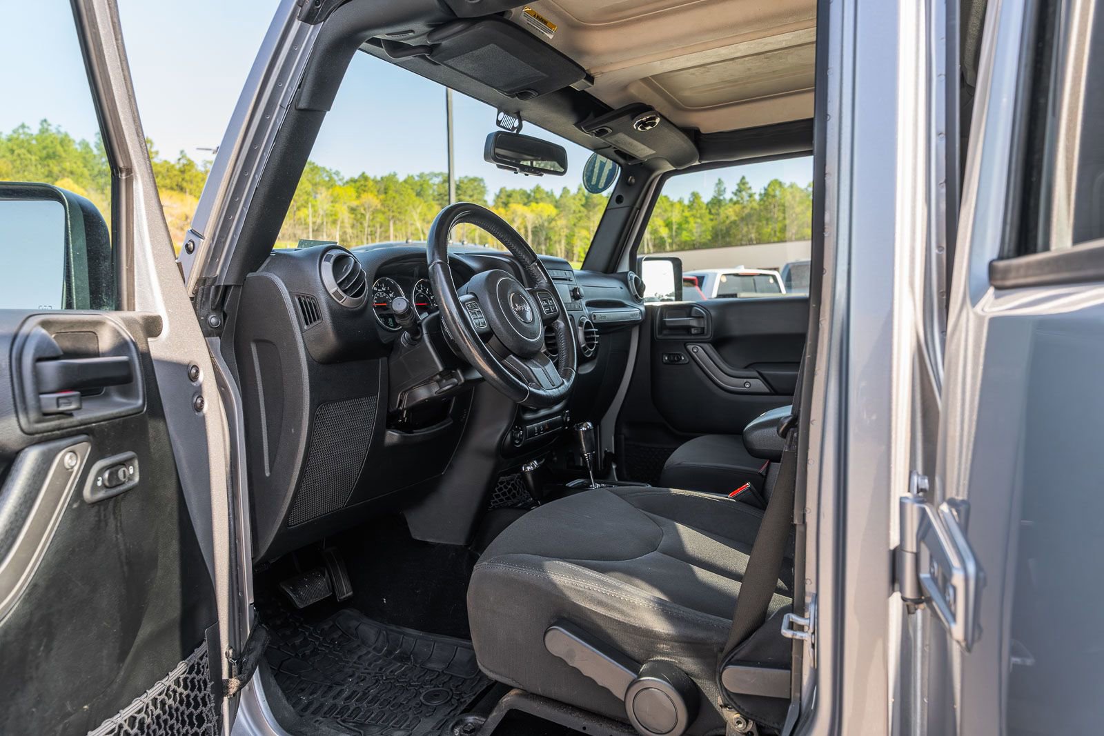 Used 2017 Jeep Wrangler Unlimited Sport w/ Quick Order Package 24S image 17