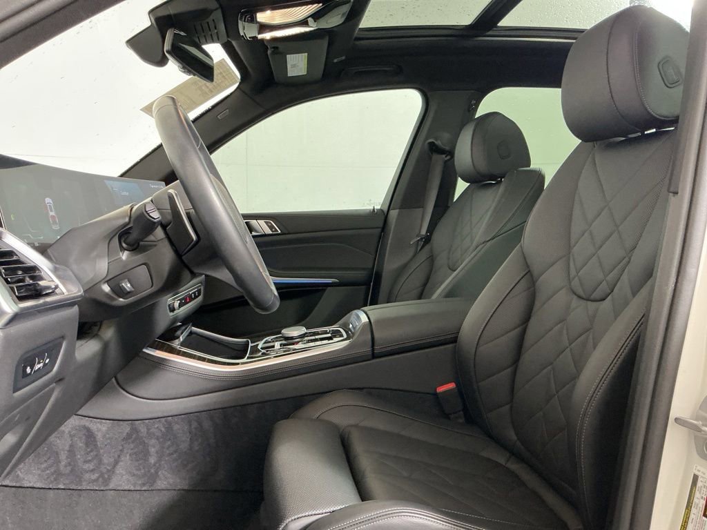 Certified 2025 BMW X5 xDrive50e w/ M Sport Package AWD/4WD image 26