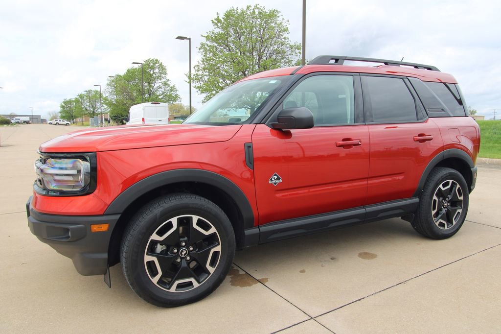 Used 2023 Ford Bronco Sport Outer Banks AWD/4WD image 16